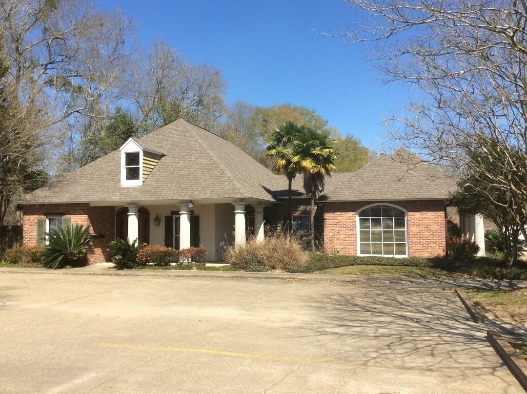 13687 Perkins Rd, Baton Rouge, LA for Rent