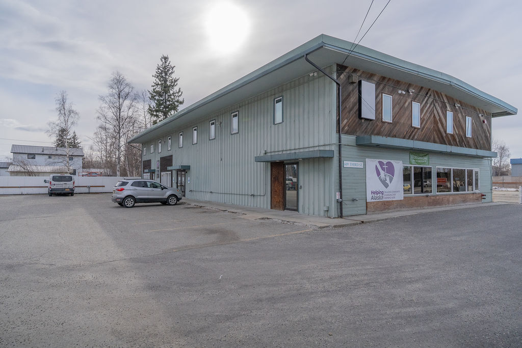 609 3rd St, Fairbanks, AK for Sale