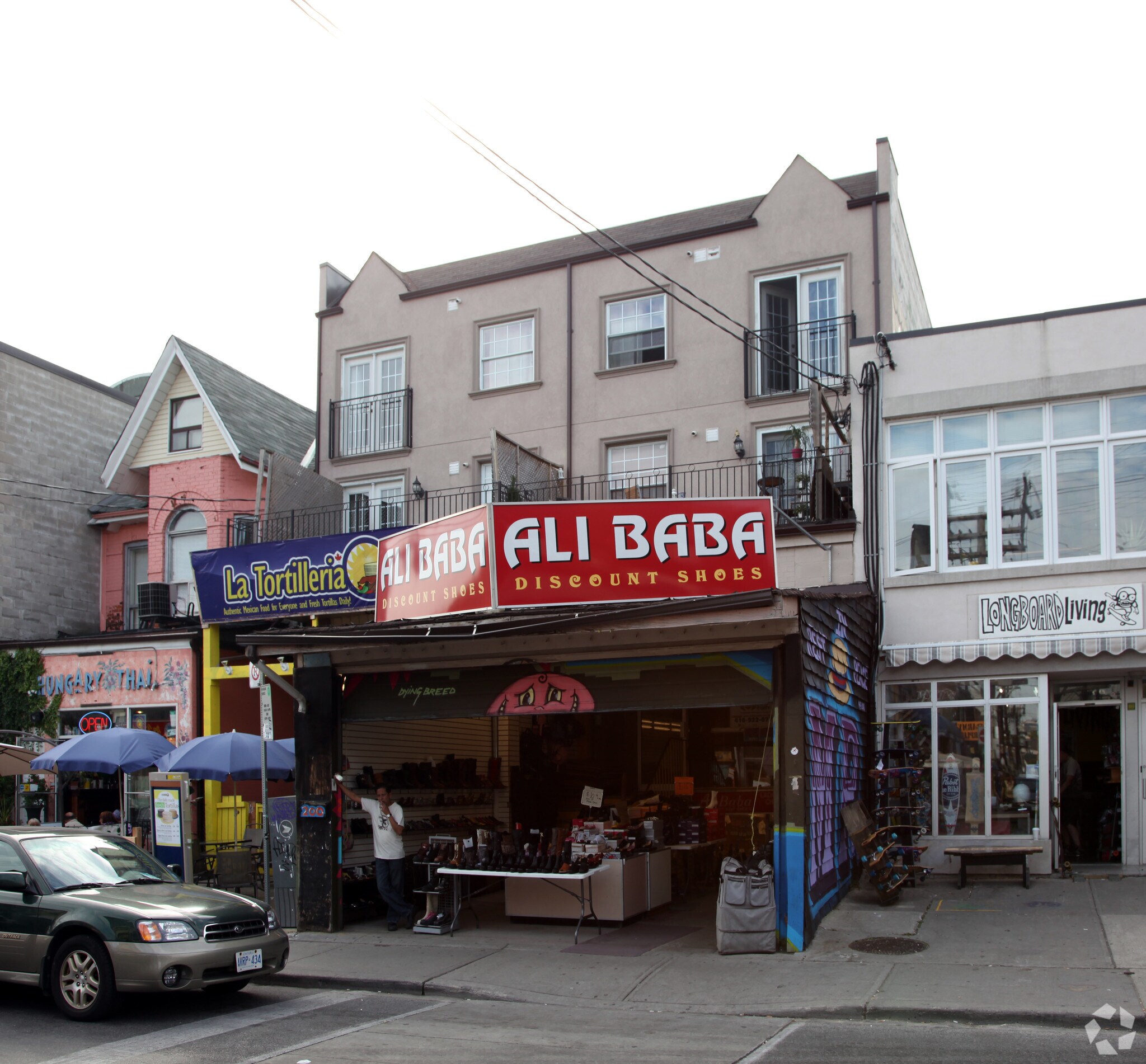 196-200 Augusta Ave, Toronto, ON for Rent