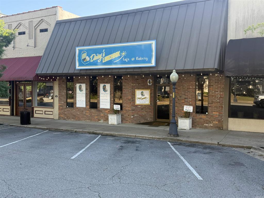 311 N Spruce St, Searcy, AR for Sale
