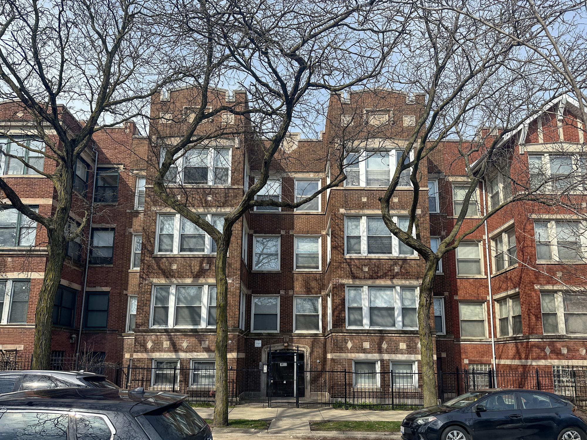 4550 S King Dr, Chicago, IL for Sale