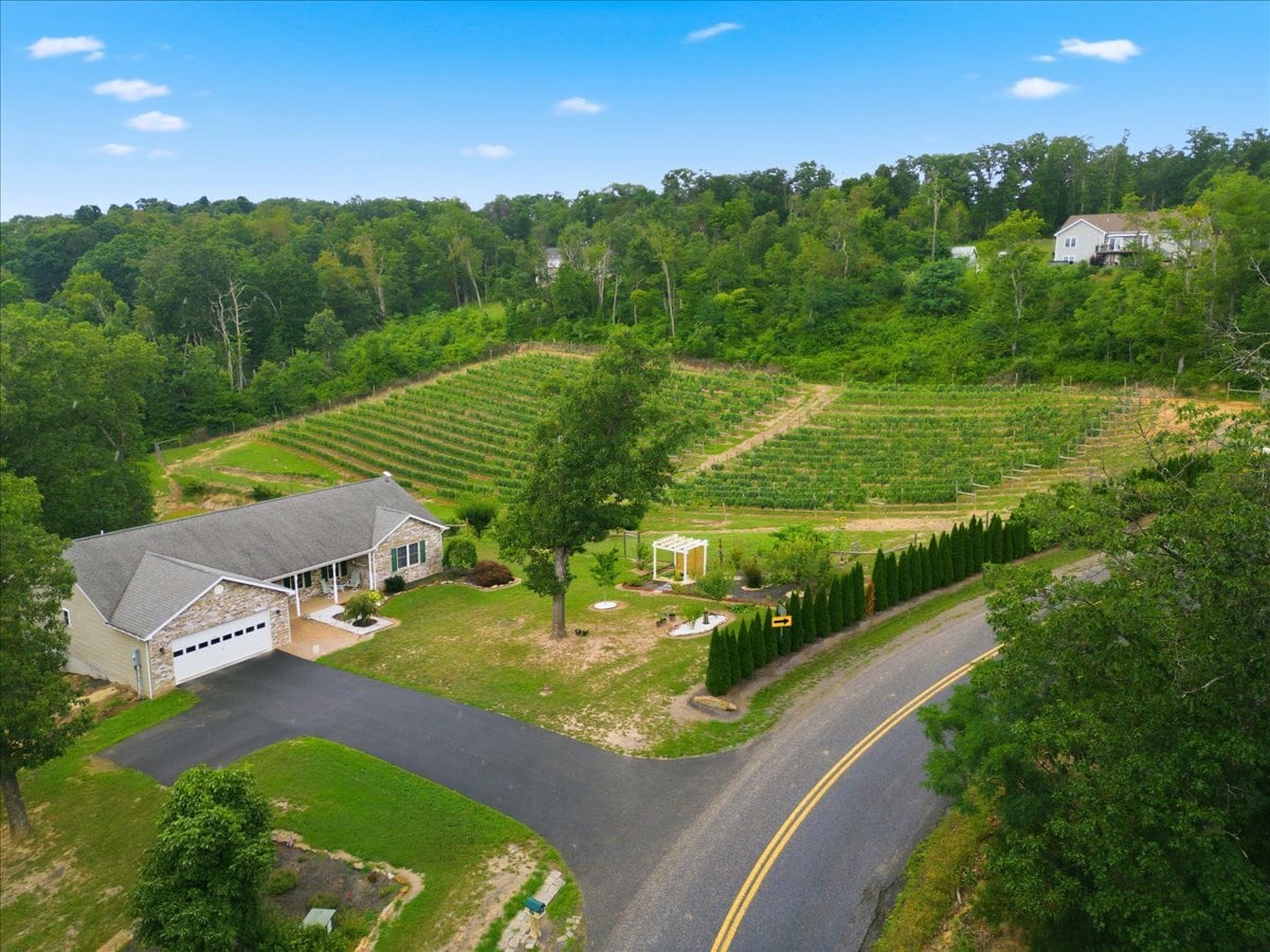 1309 Redland Rd, Cross Junction, VA for Sale