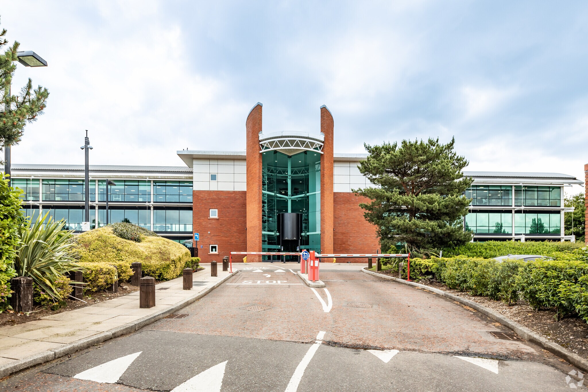 1100 Daresbury Park, Warrington, CHS for Rent