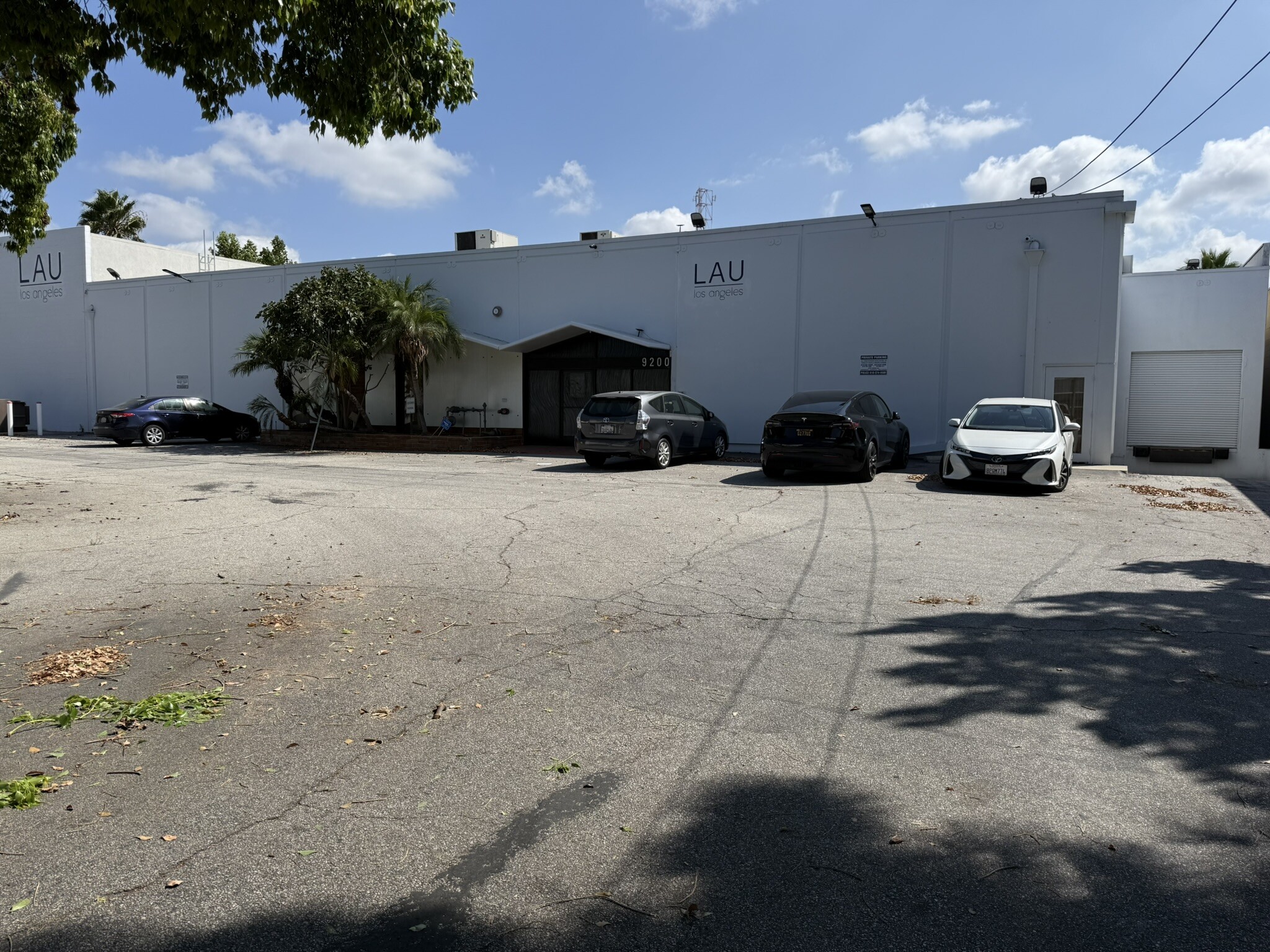 9200 Gazette Ave, Chatsworth, CA for Rent