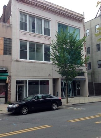 Bridgeport, CT Office/Retail - 1126 Main St