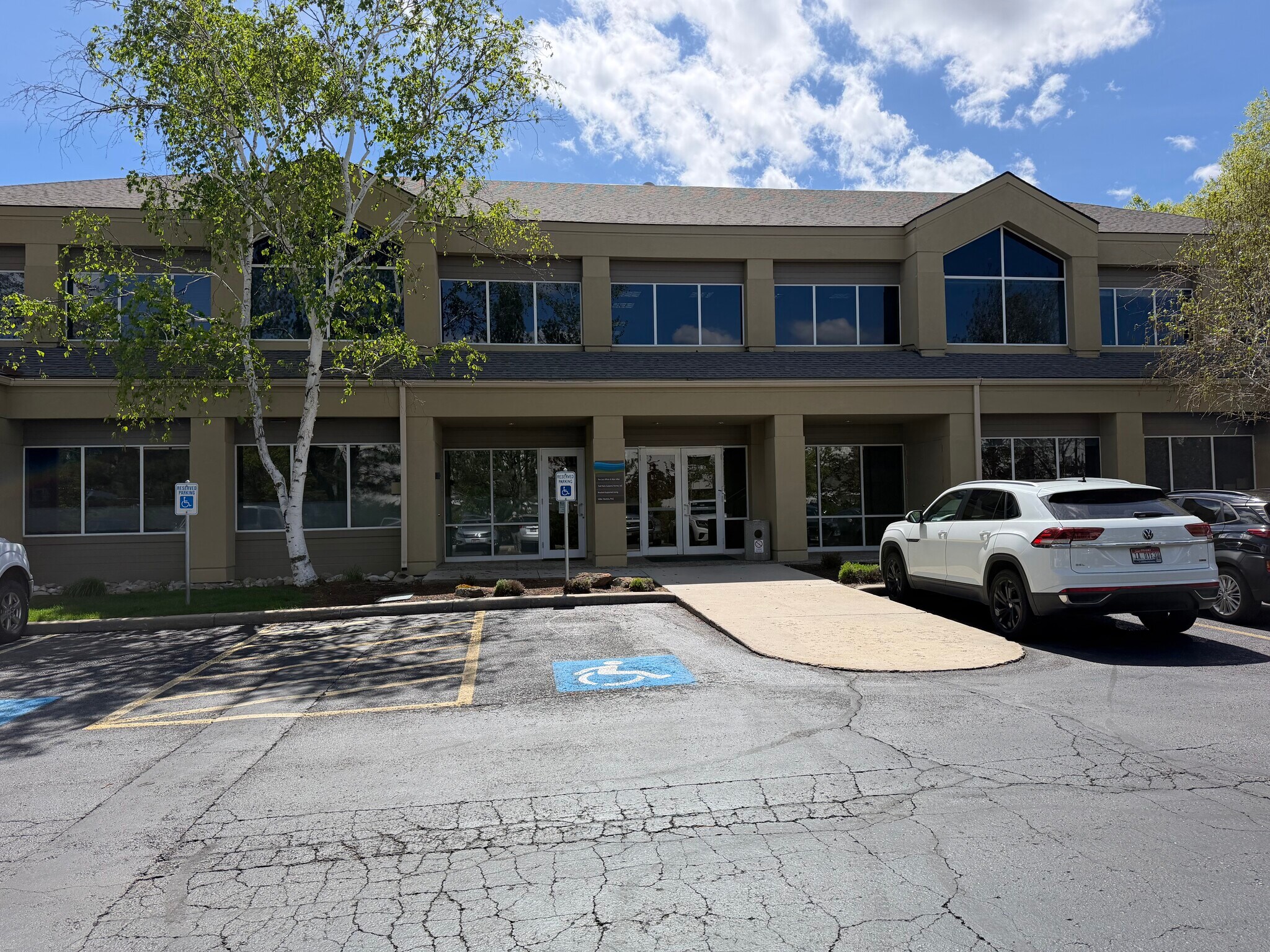 600 Riverpark Ln, Boise, ID for Rent