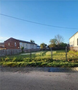 New Orleans, LA undefined New Orleans, LA undefined