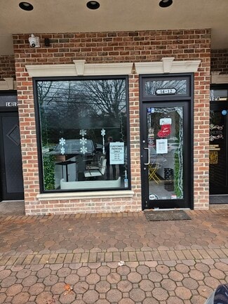 Whitestone, NY Retail - 1412 Clintonville Street