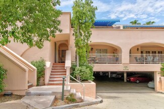 Palm Springs, CA Apartments - 500 E Amado Rd
