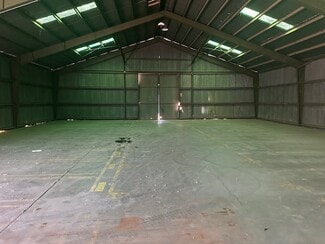 El Centro, CA Industrial - 220 E Commercial Ave