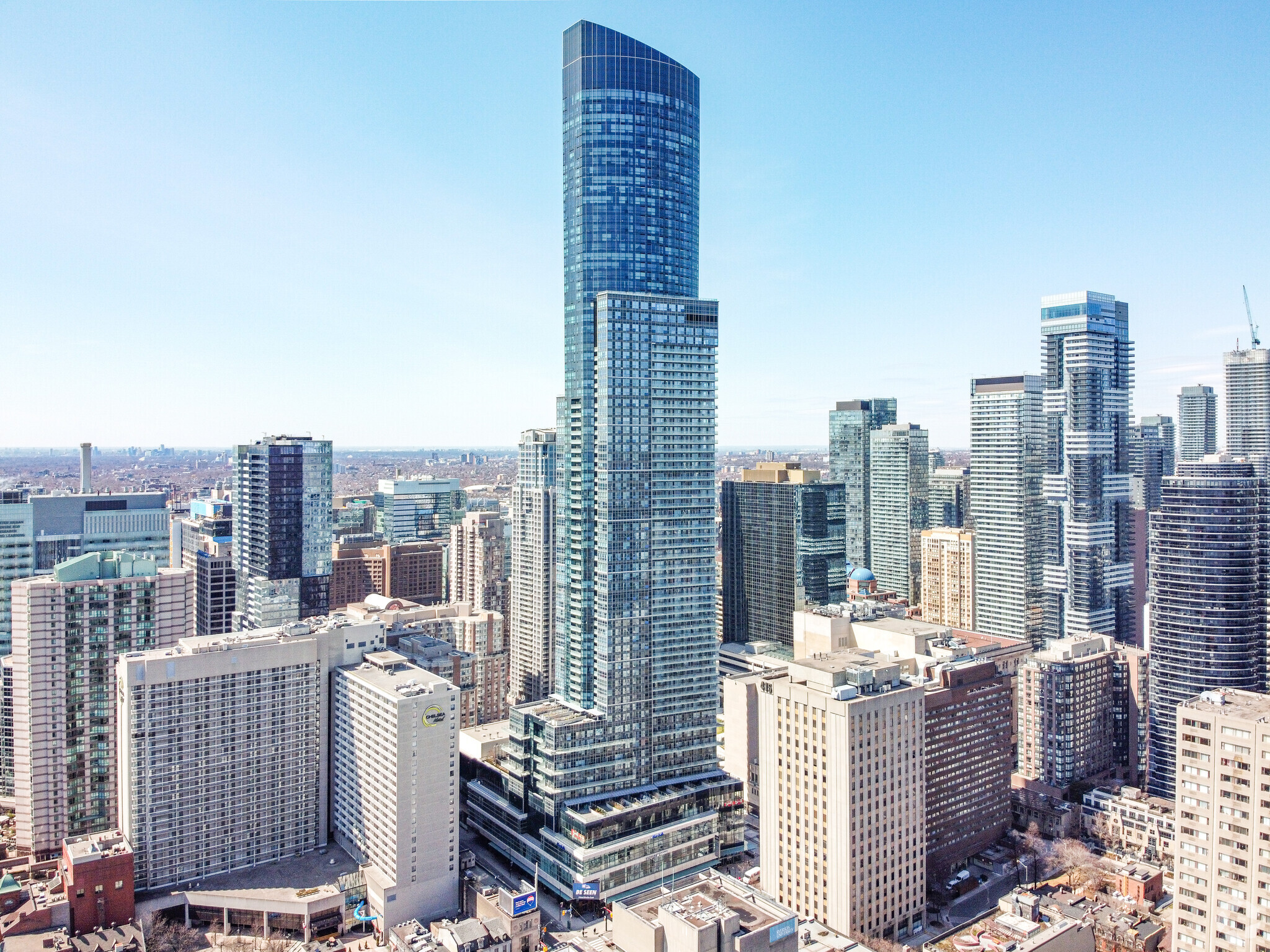 384 Yonge St, Toronto, ON for Sale