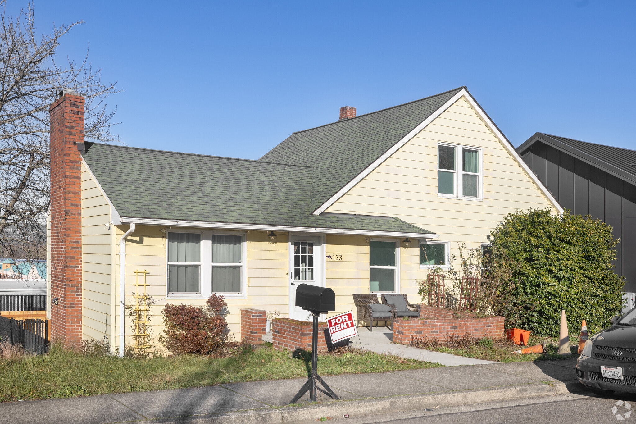 133 SW 2nd St, Troutdale, OR for Rent