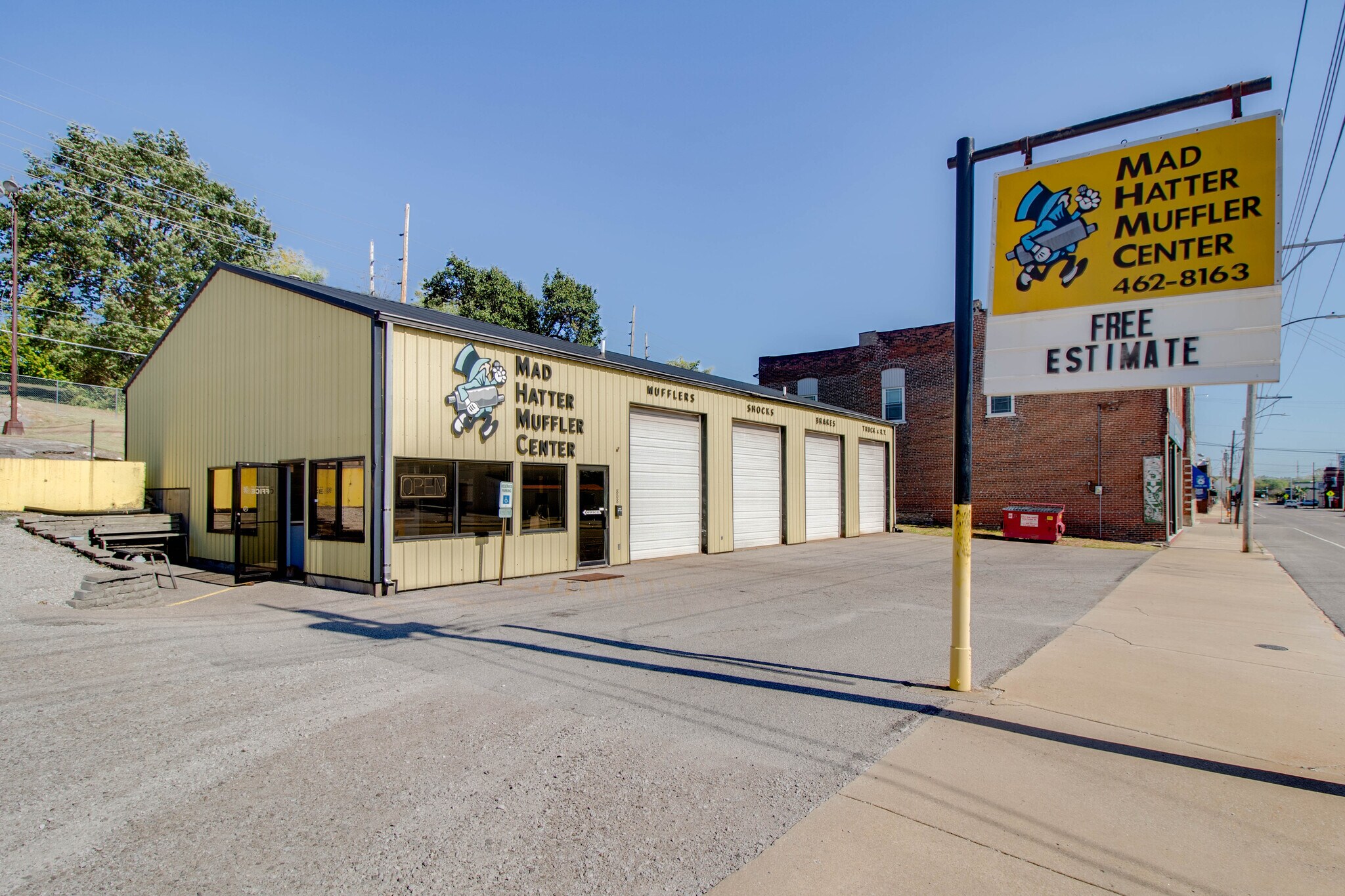 808 E Broadway, Alton, IL for Sale