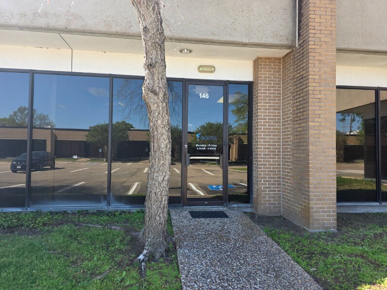 1408 N Sam Houston Pky E, Houston, TX for Rent