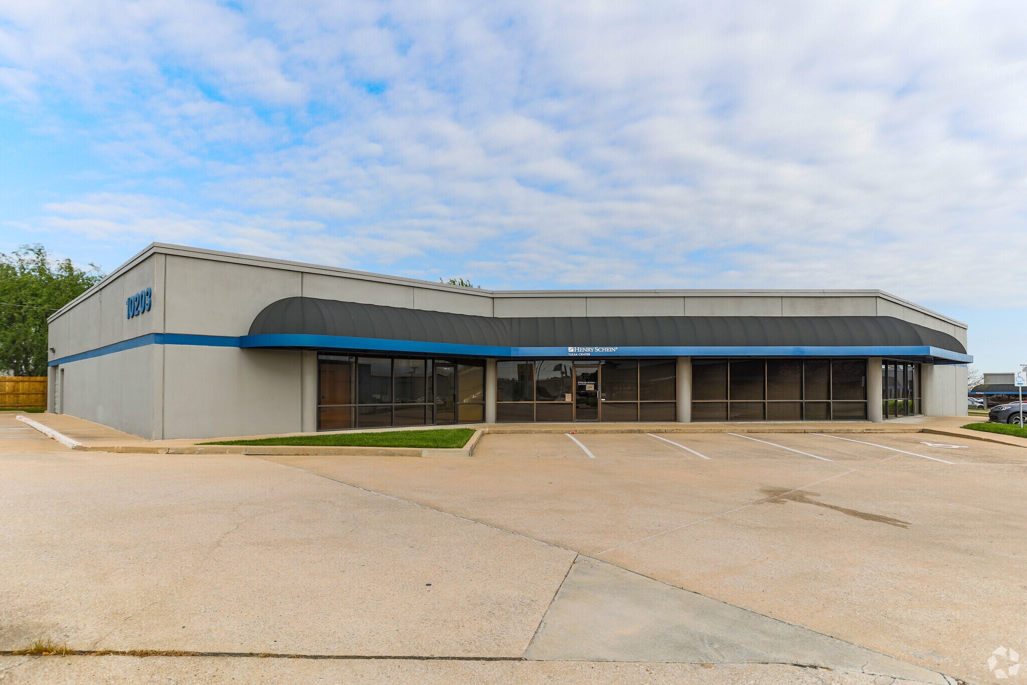 10205 E 61st St, Tulsa, OK for Rent