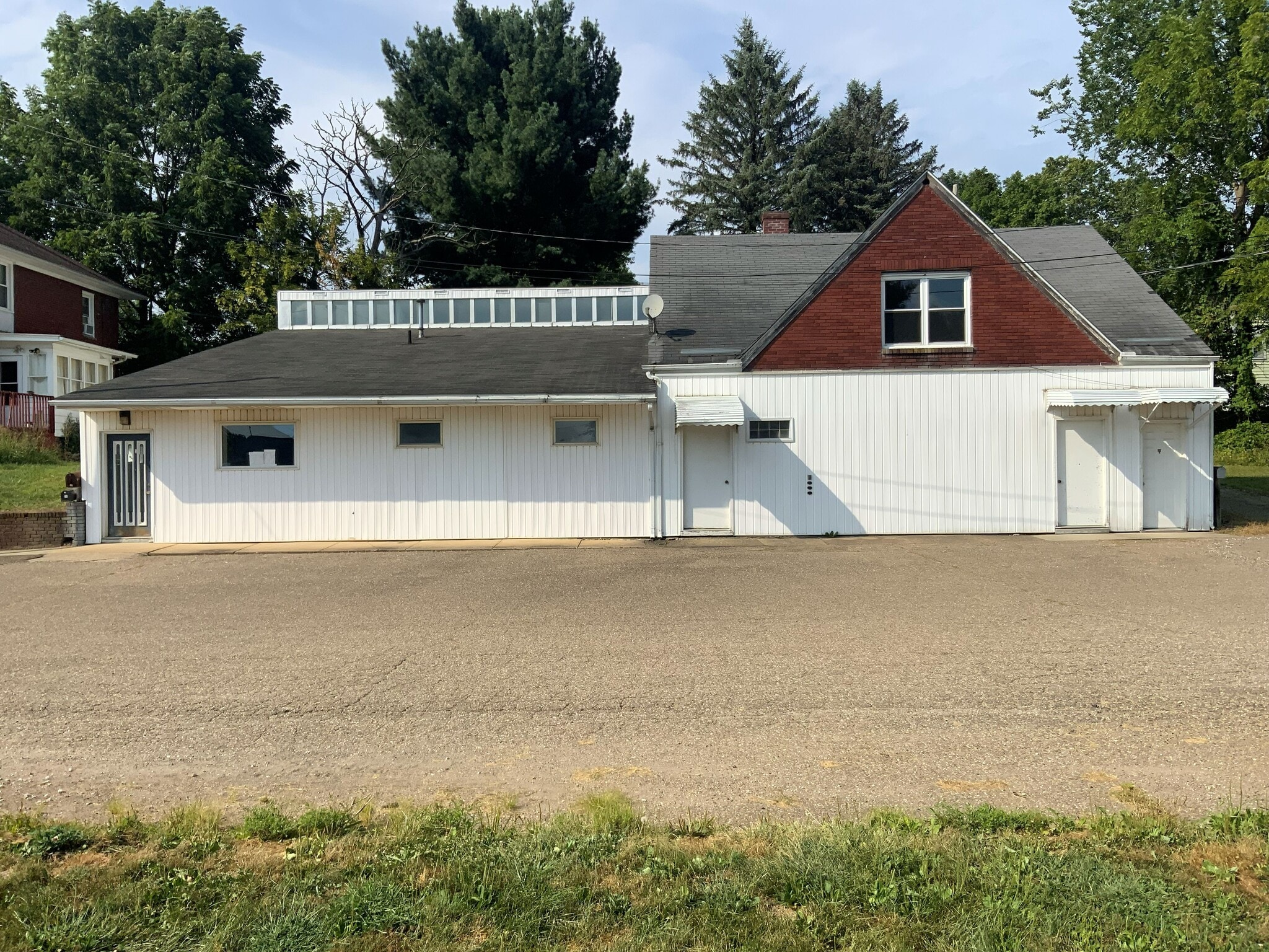 30 Cecil St NE, Navarre, OH for Sale