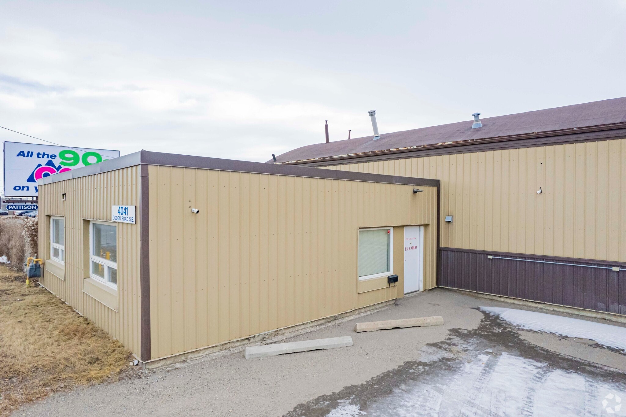 4041 Ogden Rd SE, Calgary, AB for Rent