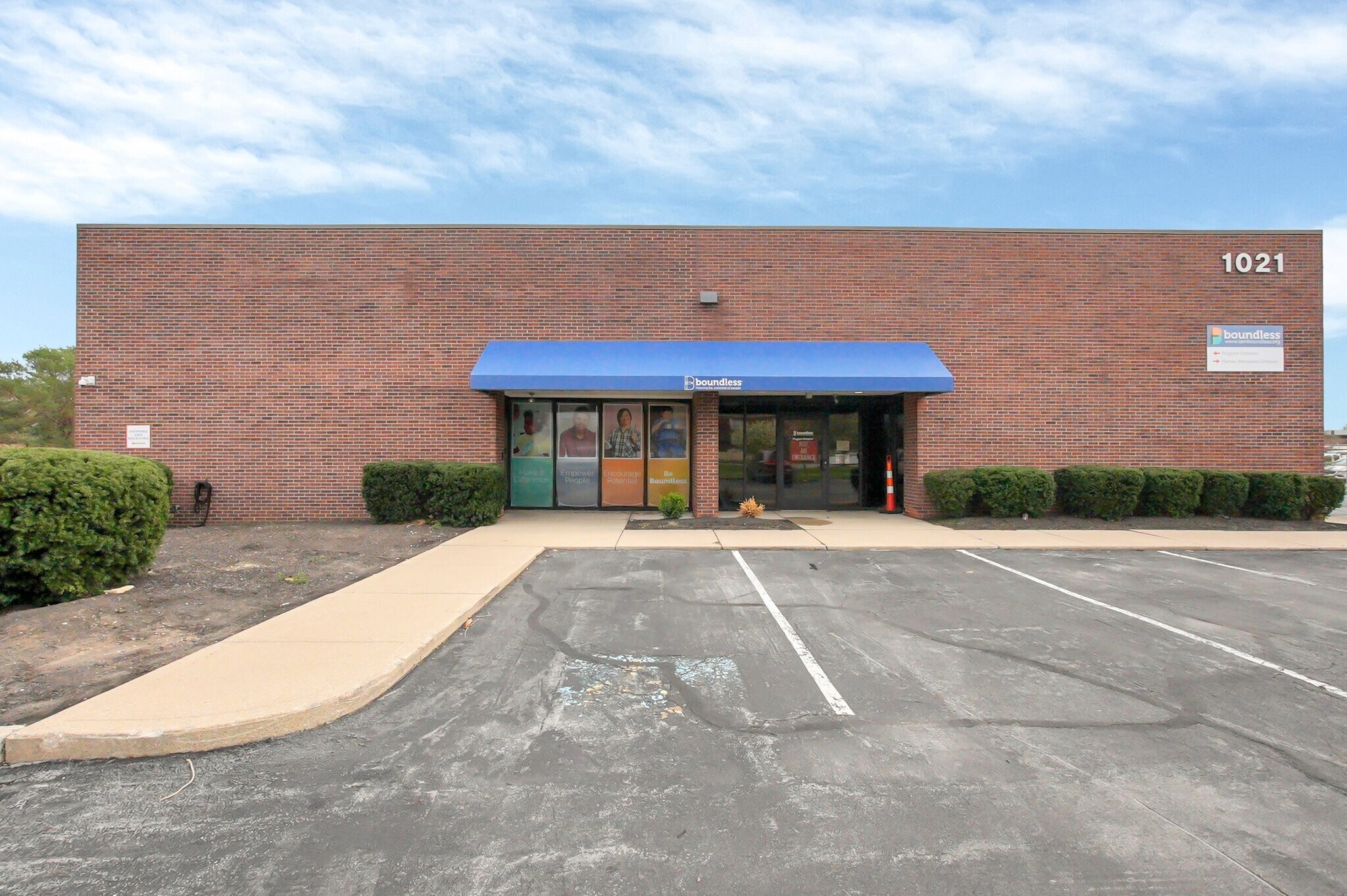 1021 Checkrein Ave, Columbus, OH for Sale