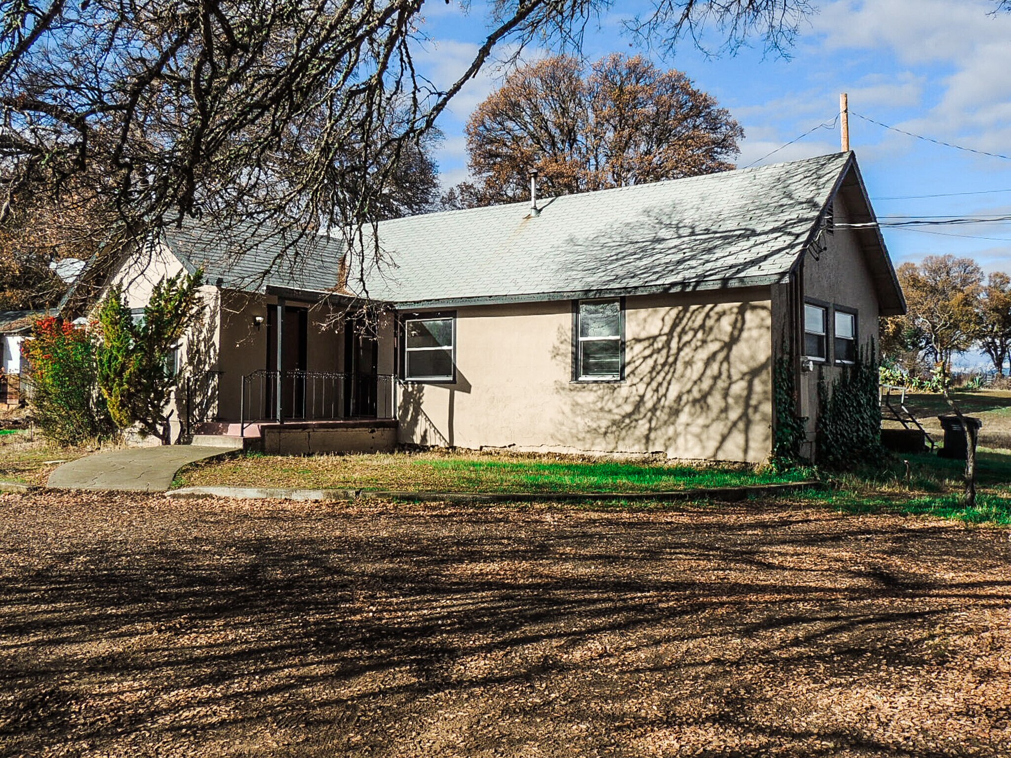 1329 Todd Rd Ext, Lakeport, CA for Sale