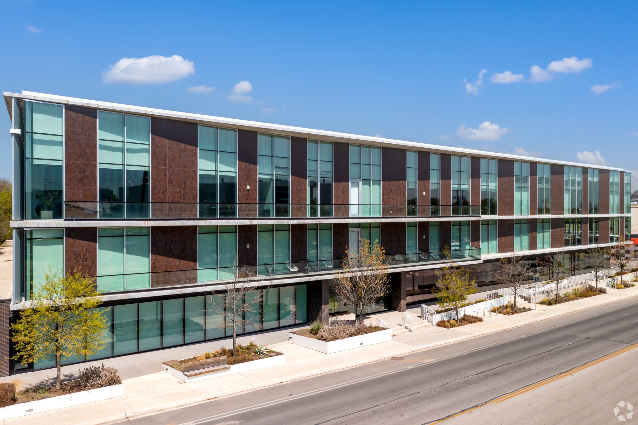 2010 S Lamar Blvd, Austin, TX for Rent