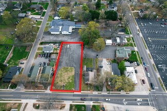 Mooresville, NC Commercial Land - 127 W Statesville Ave