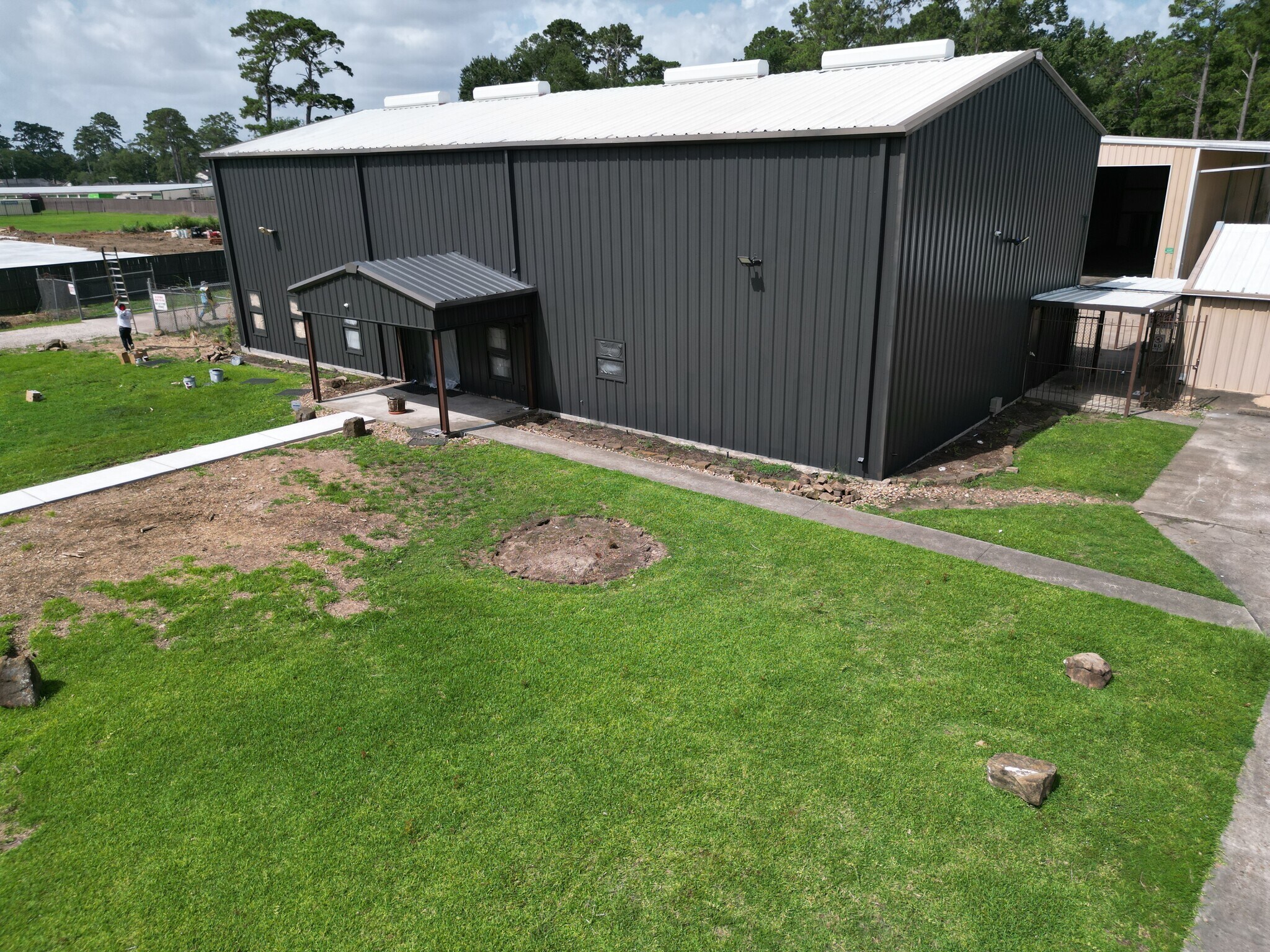 23609 W Hardy Rd, Spring, TX for Rent