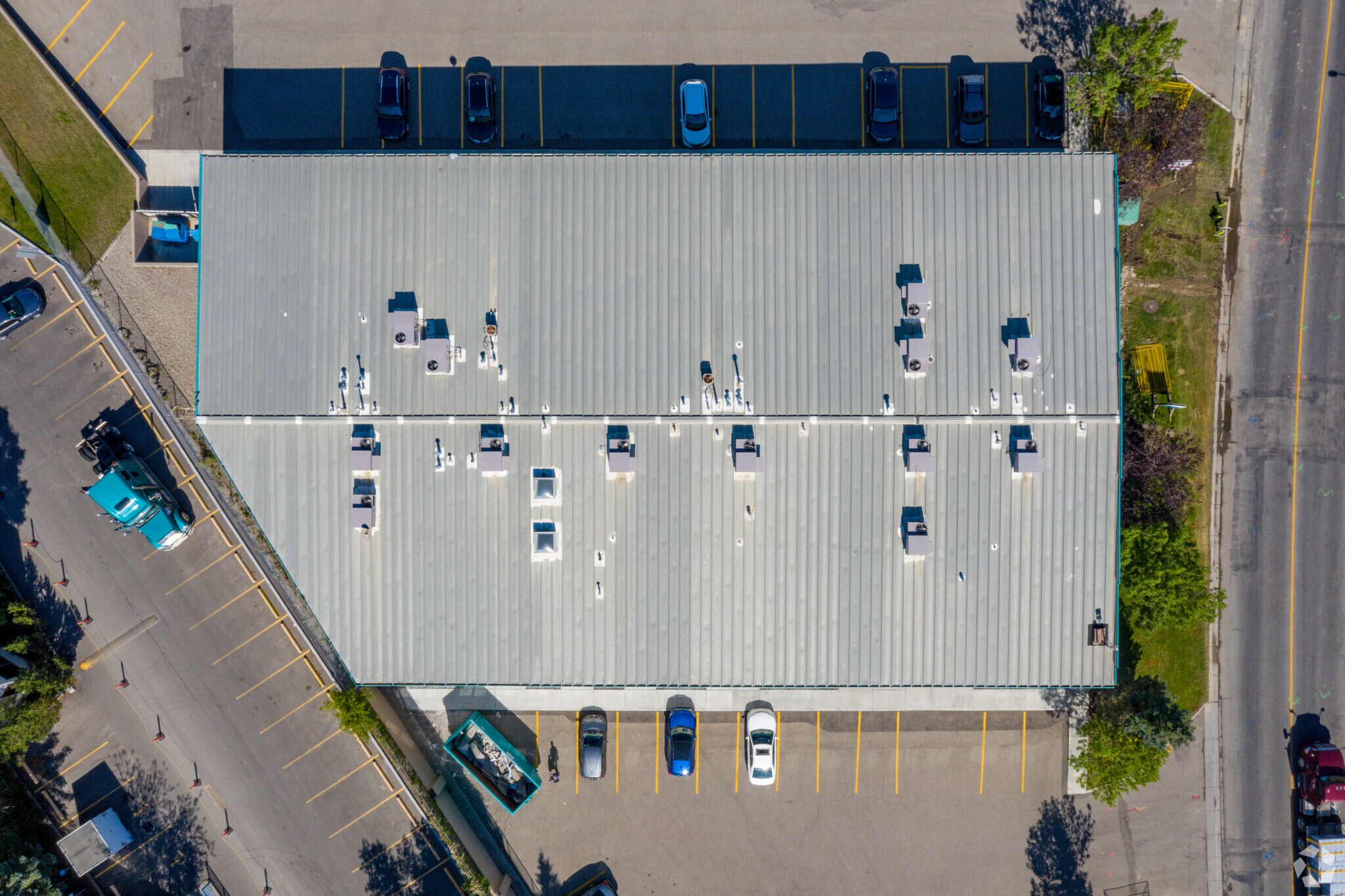 1289 Highfield Cres SE, Calgary, AB for Sale