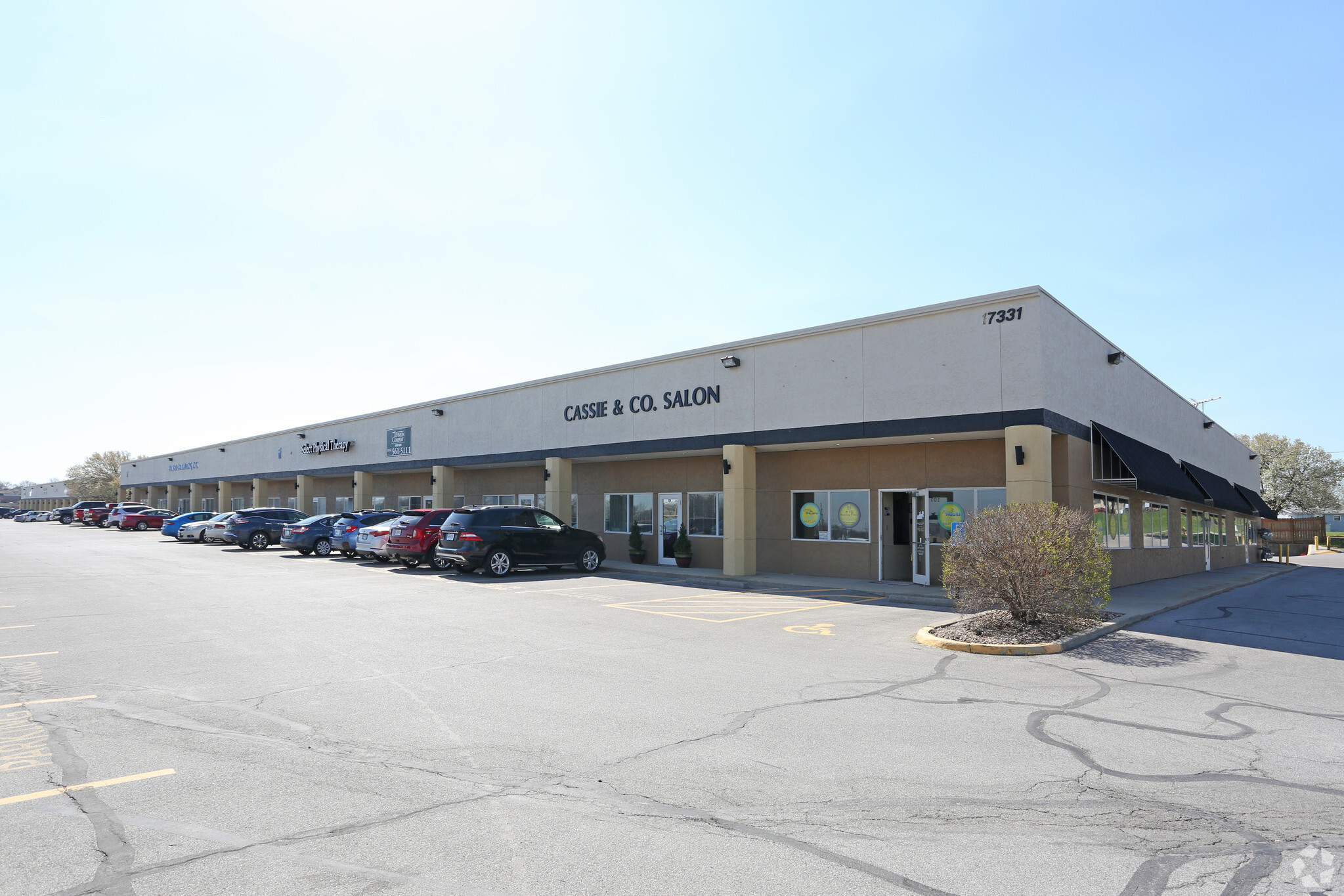 17331 E 40 Hwy, Independence, MO for Rent