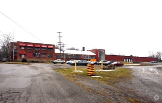 870 W Main St