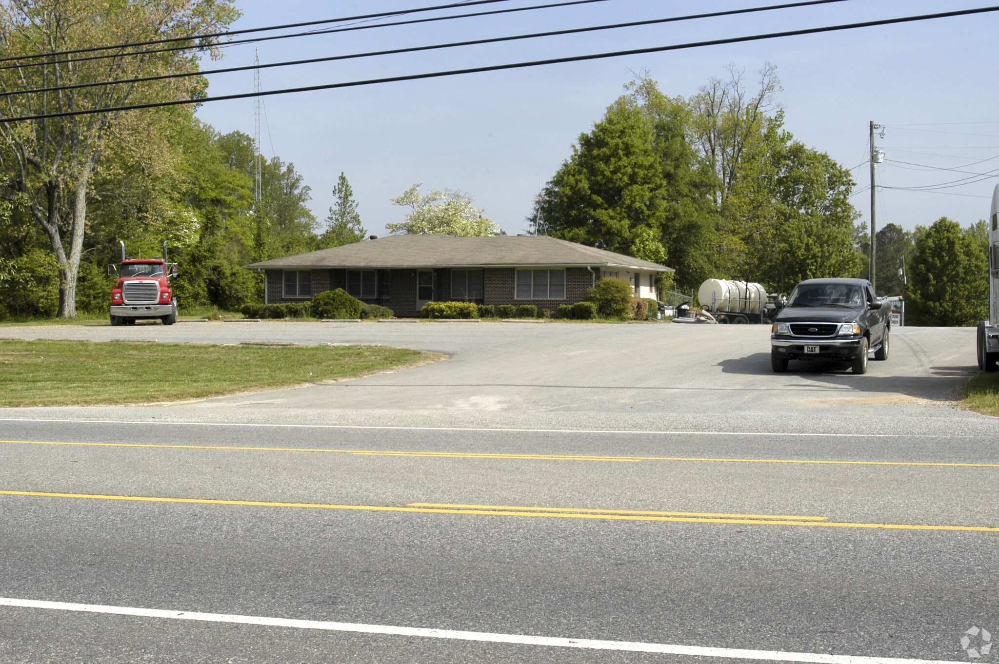 2728 Canton Hwy, Cumming, GA for Rent