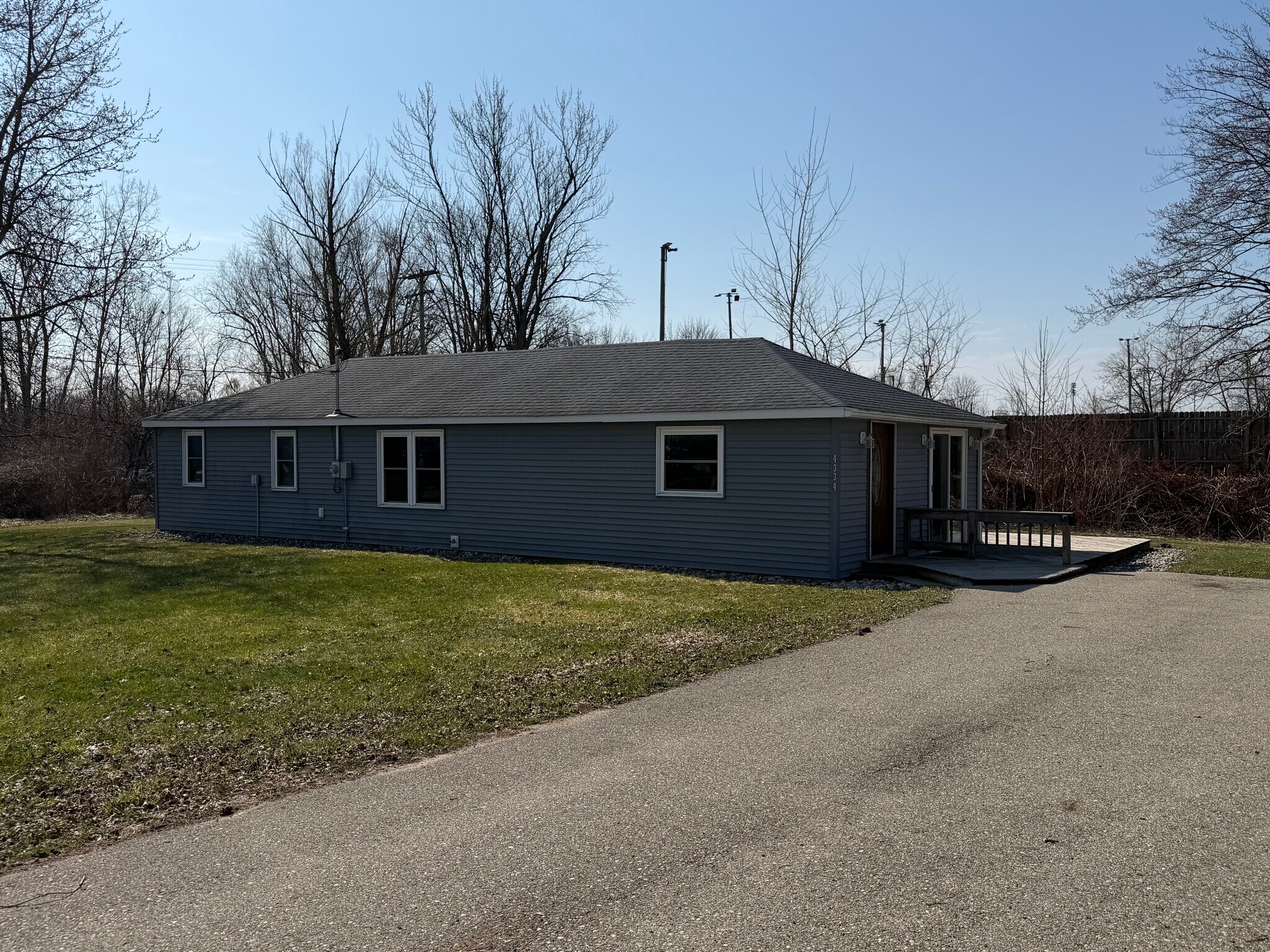 4334 Abrigador Trl NE, Comstock Park, MI for Rent
