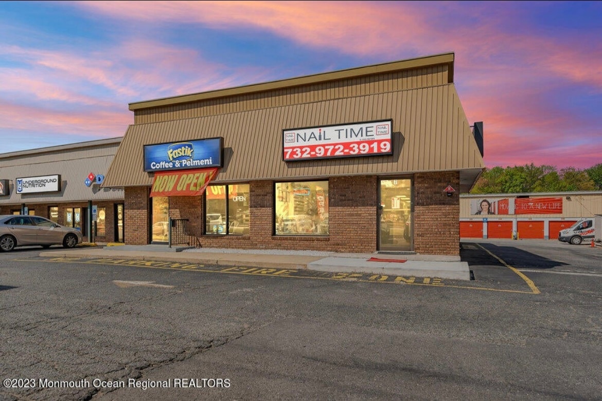 415 US Highway 9 Englishtown, NJ 07726 Retail Property for Lease on
