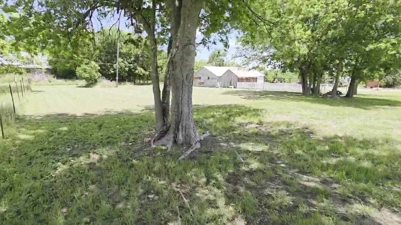 110 County Road 421, Thorndale, TX for Sale