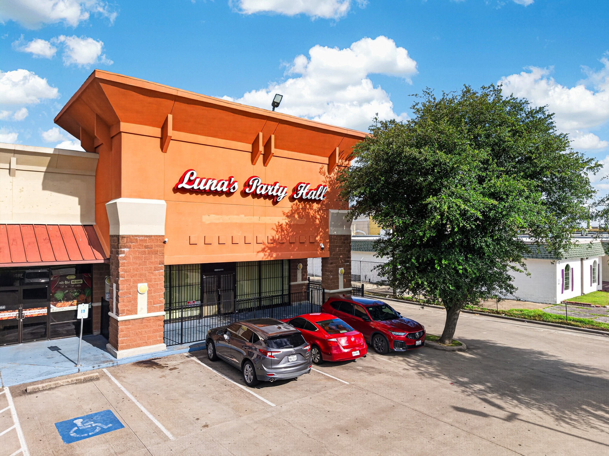 6920 Cook Rd, Houston, TX for Rent