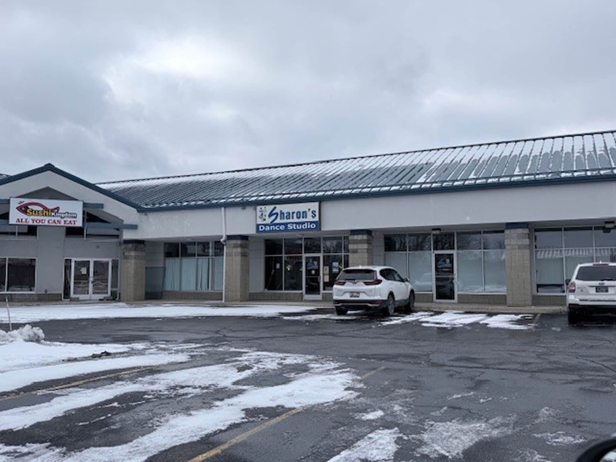 6831-6857 W Main St, Kalamazoo, MI for Rent