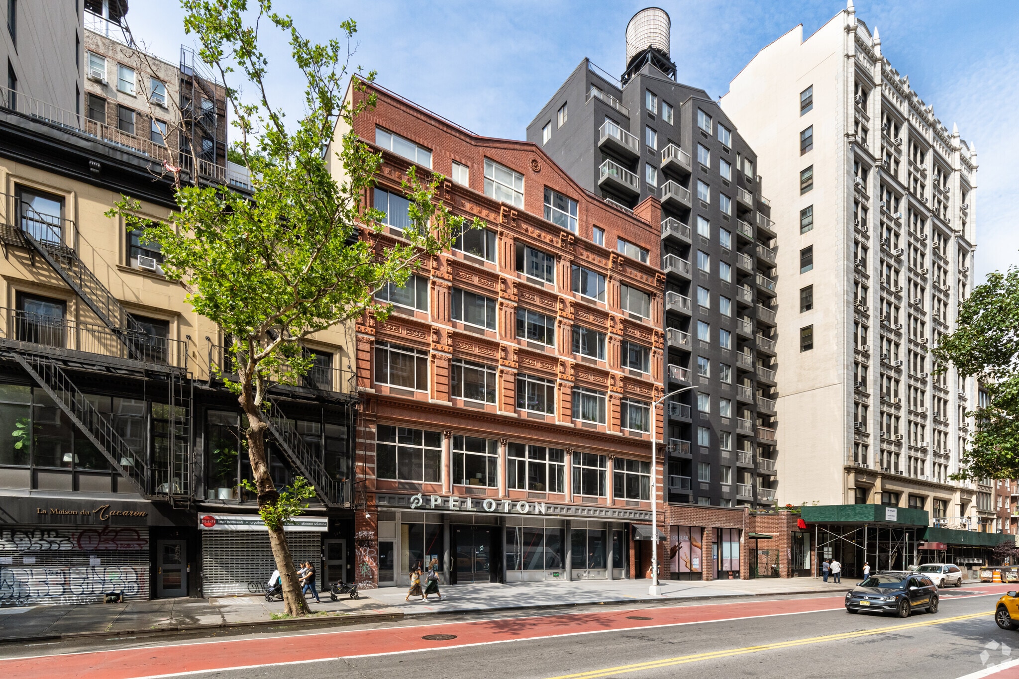 136-140 W 23rd St, New York, NY for Rent