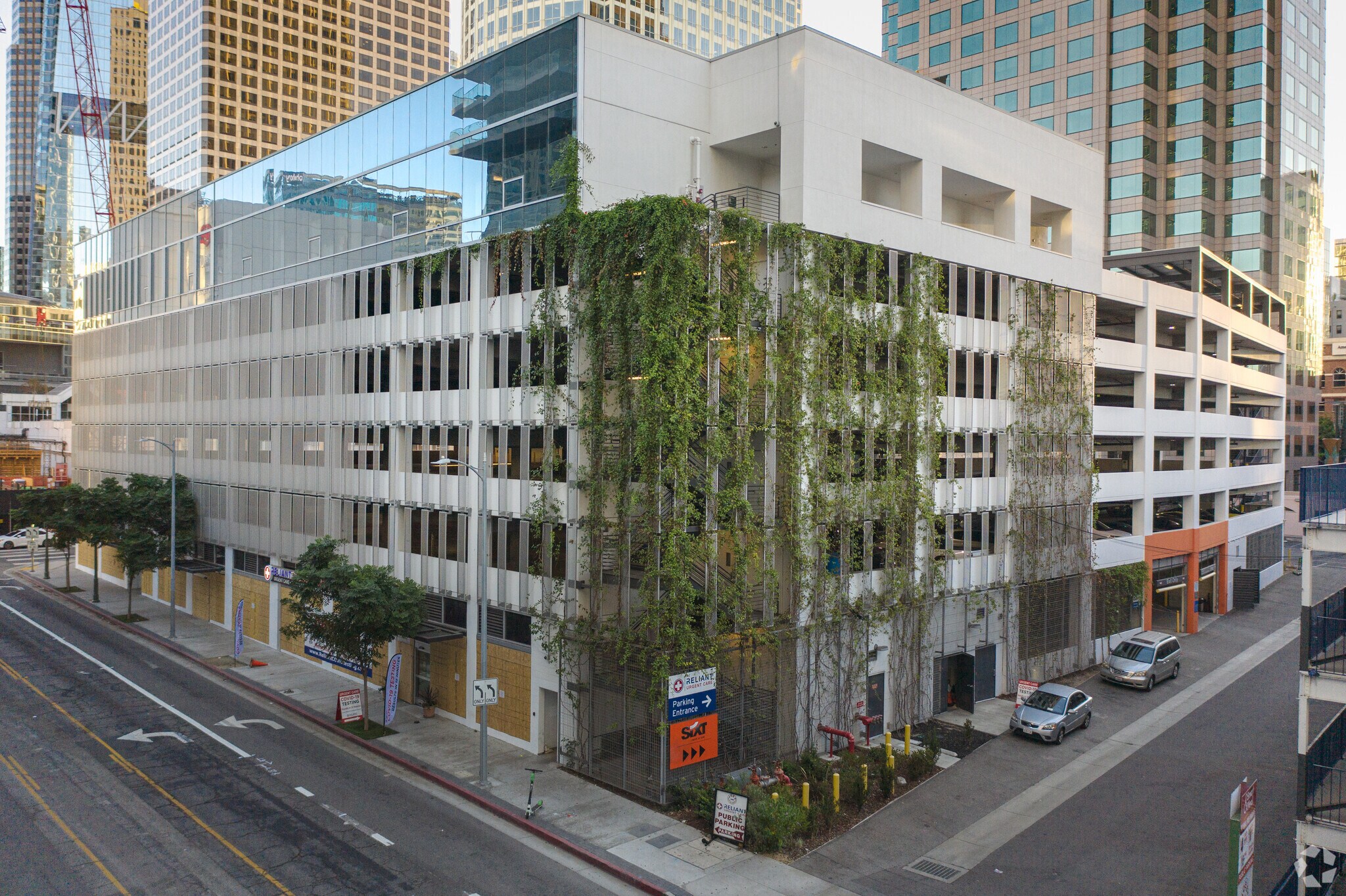 990 W 8th St, Los Angeles, CA for Rent