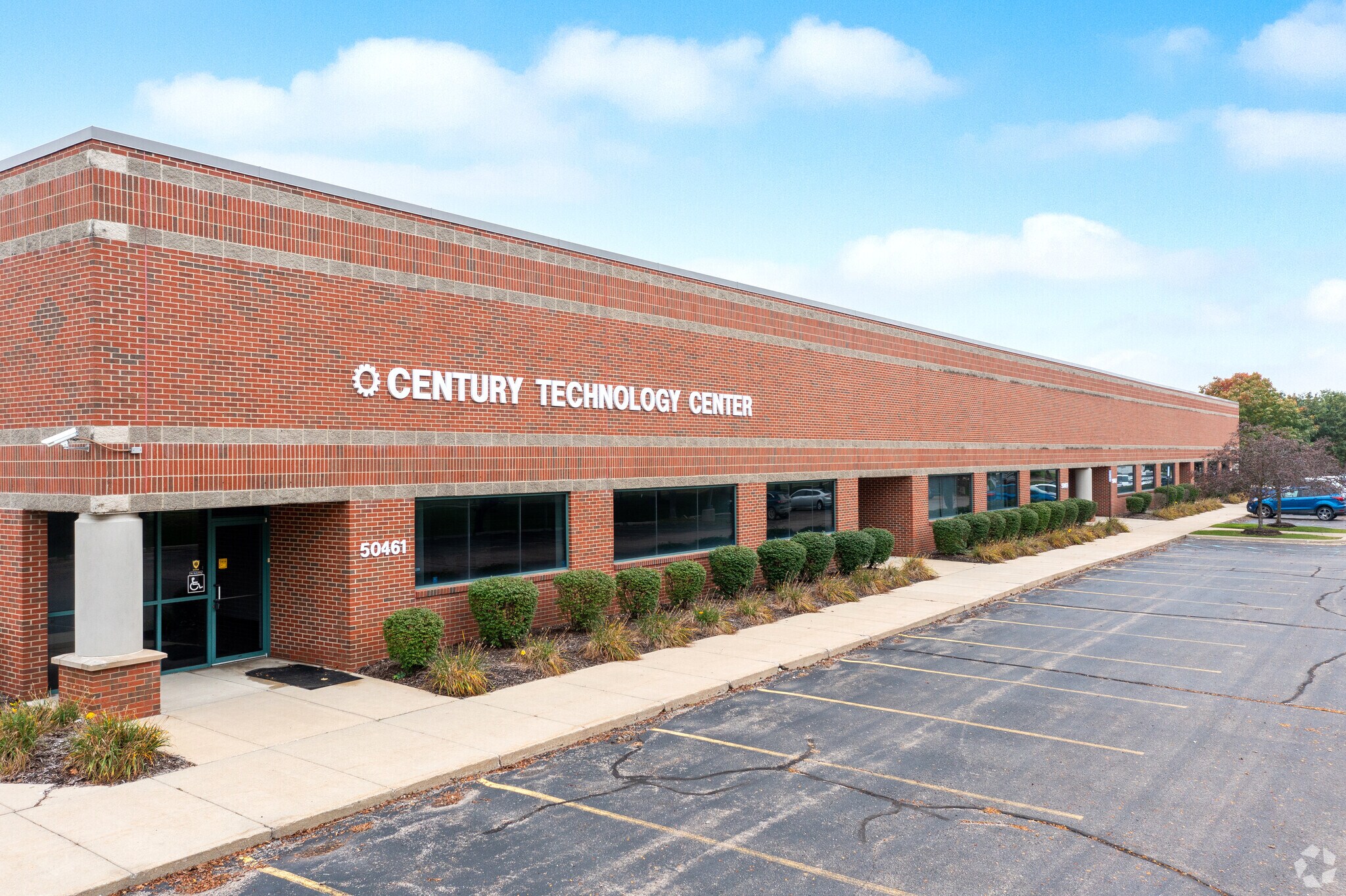 50481 Pontiac Trl, Wixom, MI for Rent