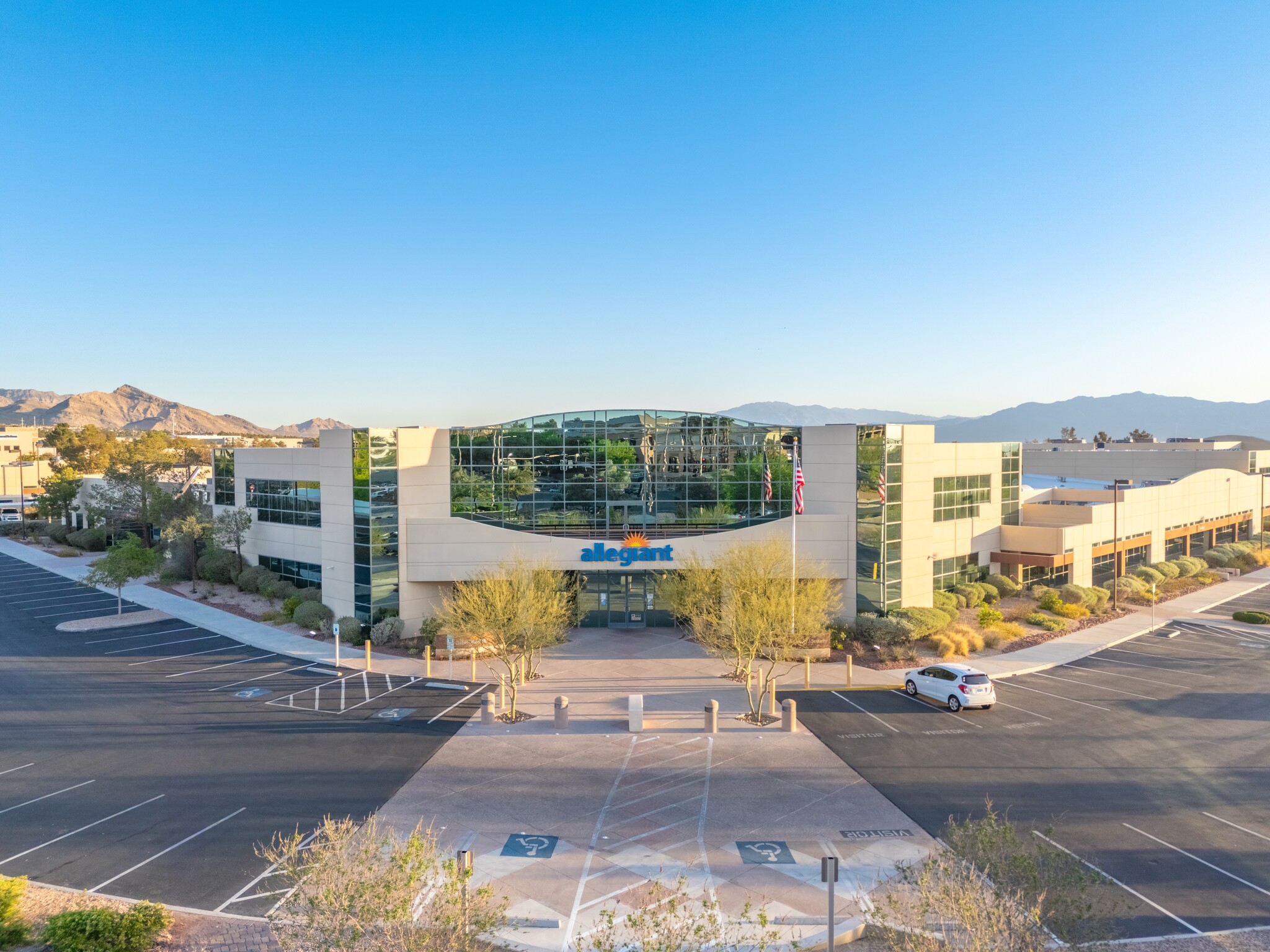 9960 Covington Cross Dr, Las Vegas, NV for Sale