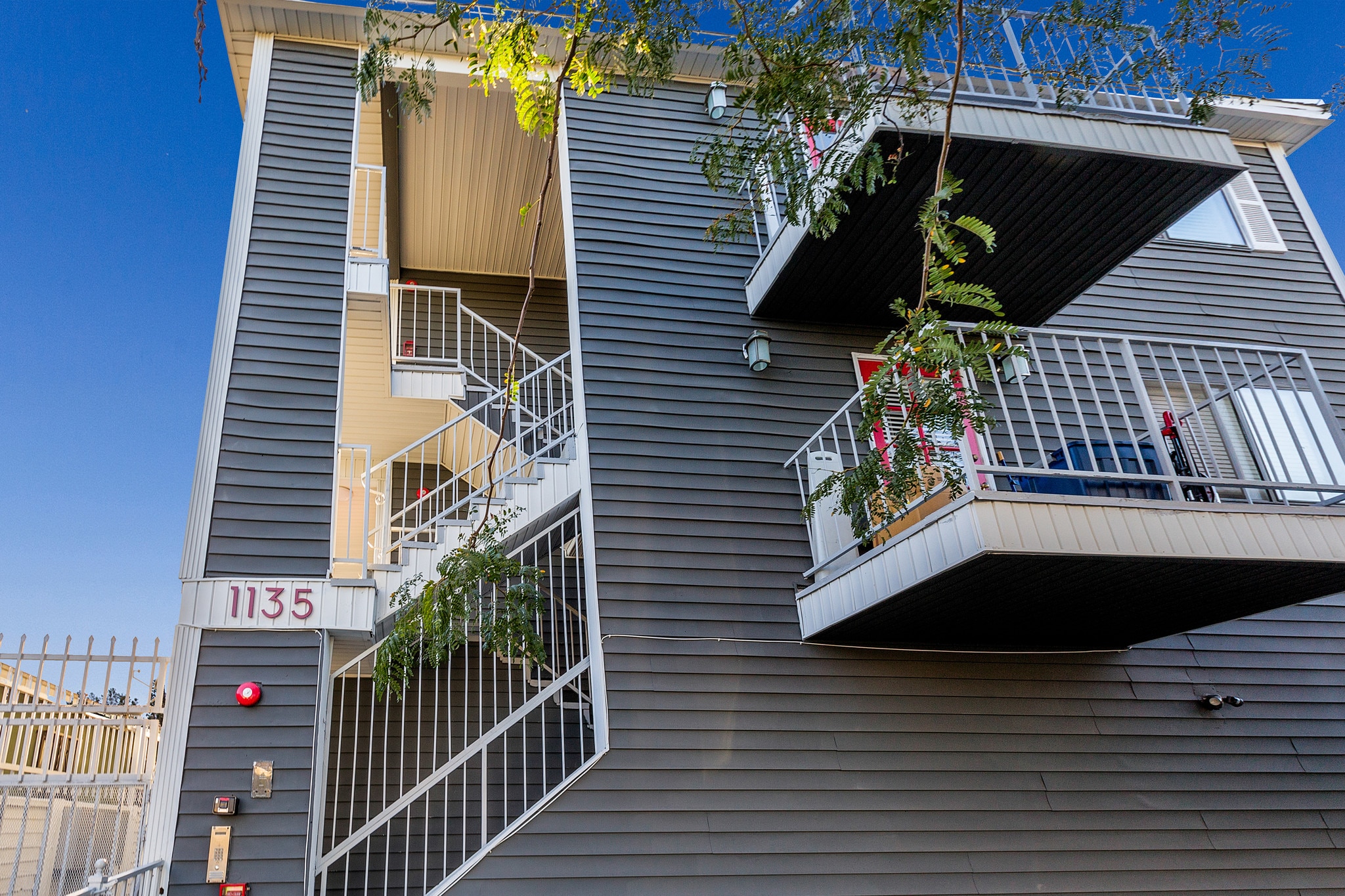 1135 Raymond Ave, Long Beach, CA for Sale