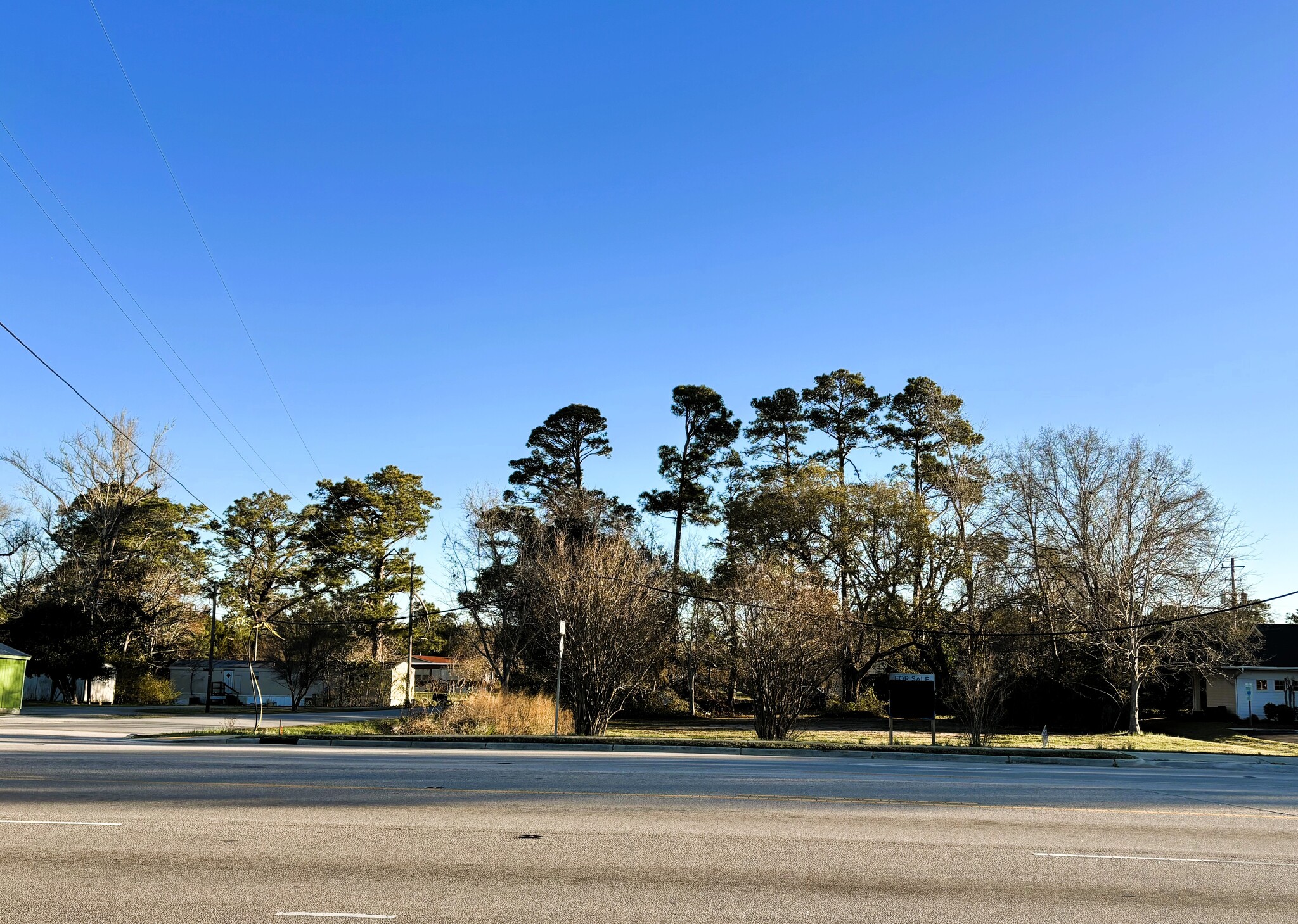 100 Leslie Ln, Swansboro, NC for Sale
