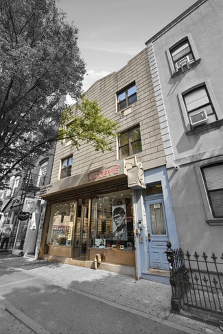 Brooklyn, NY Storefront Retail/Residential - 171 Bedford Ave Brooklyn, NY Storefront Retail/Residential - 171 Bedford Ave
