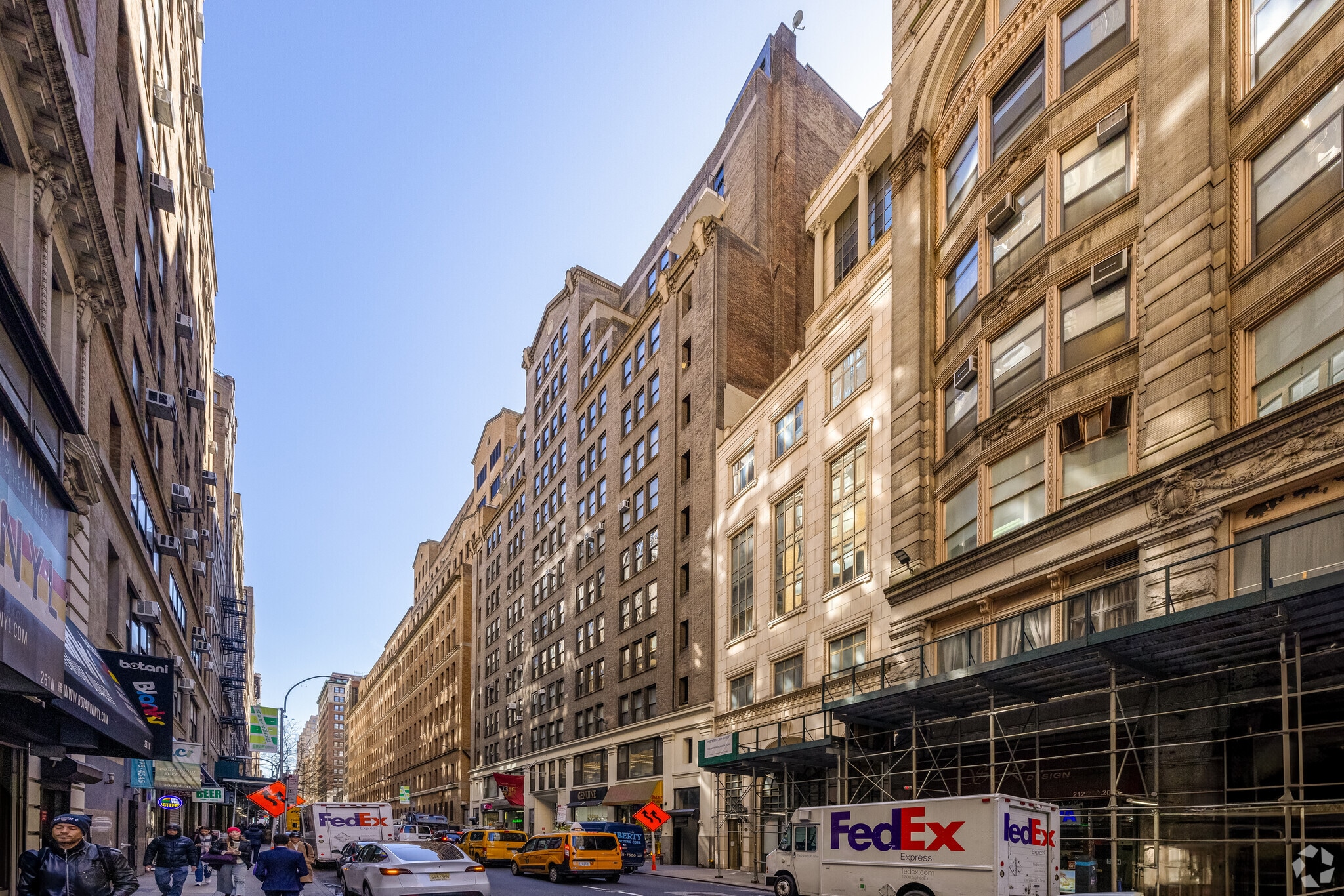 242-252 W 36th St, New York, NY for Rent