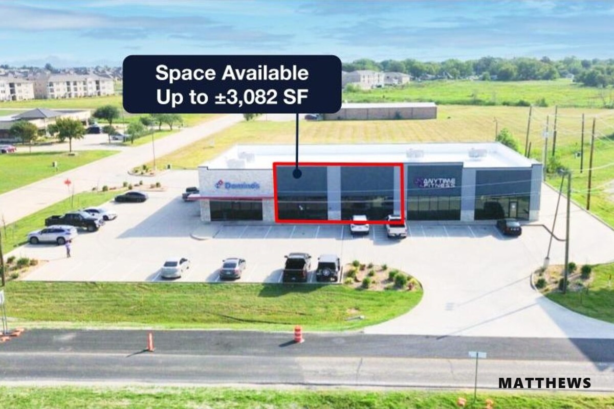 385 N Henry Hynds Expy, Van Alstyne, TX for Rent