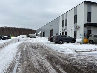 Lévis, QC Industrial - 2810 Boul Guillaume-Couture