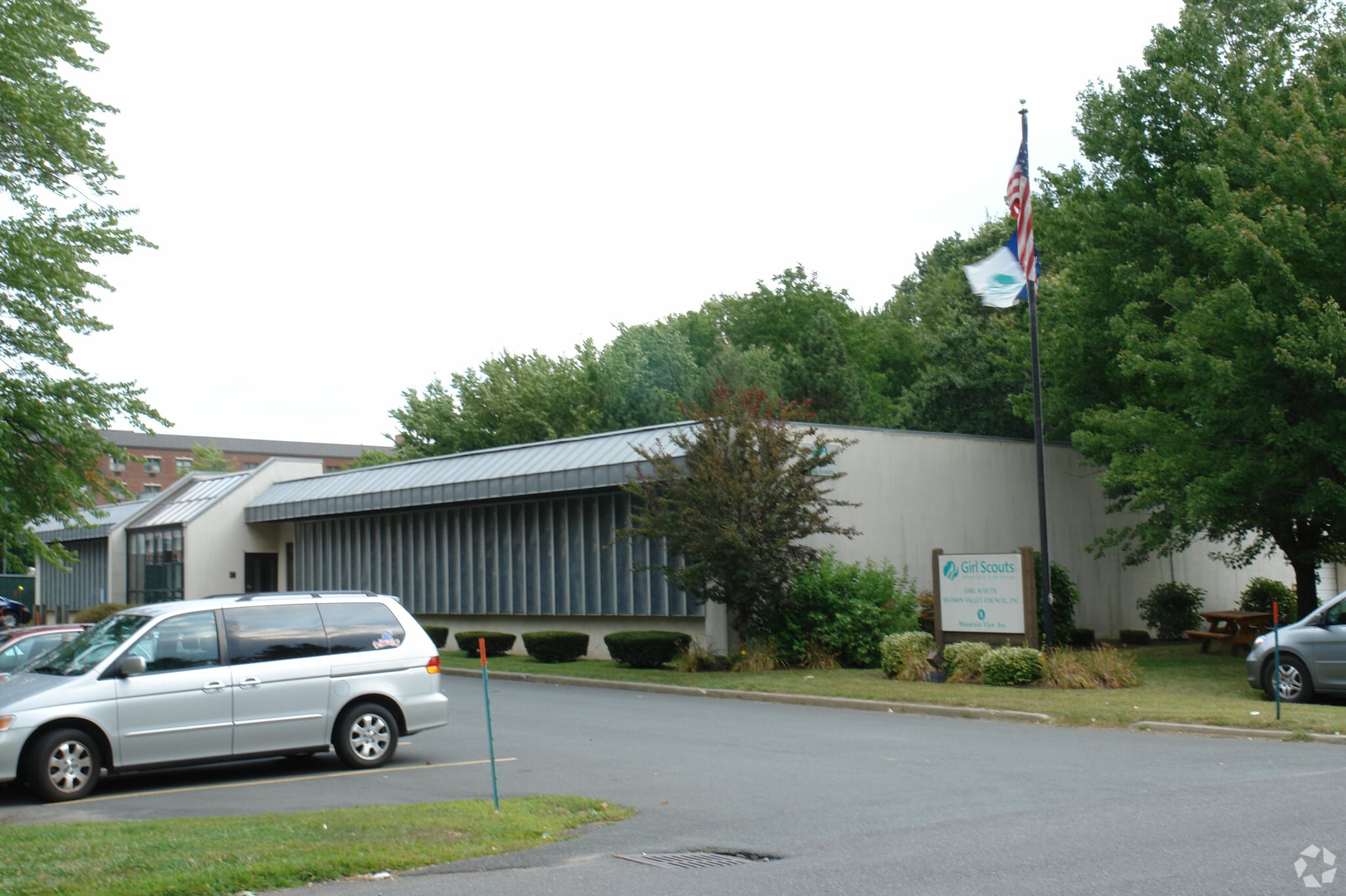 8 Mountain View Ave, Colonie, NY for Sale