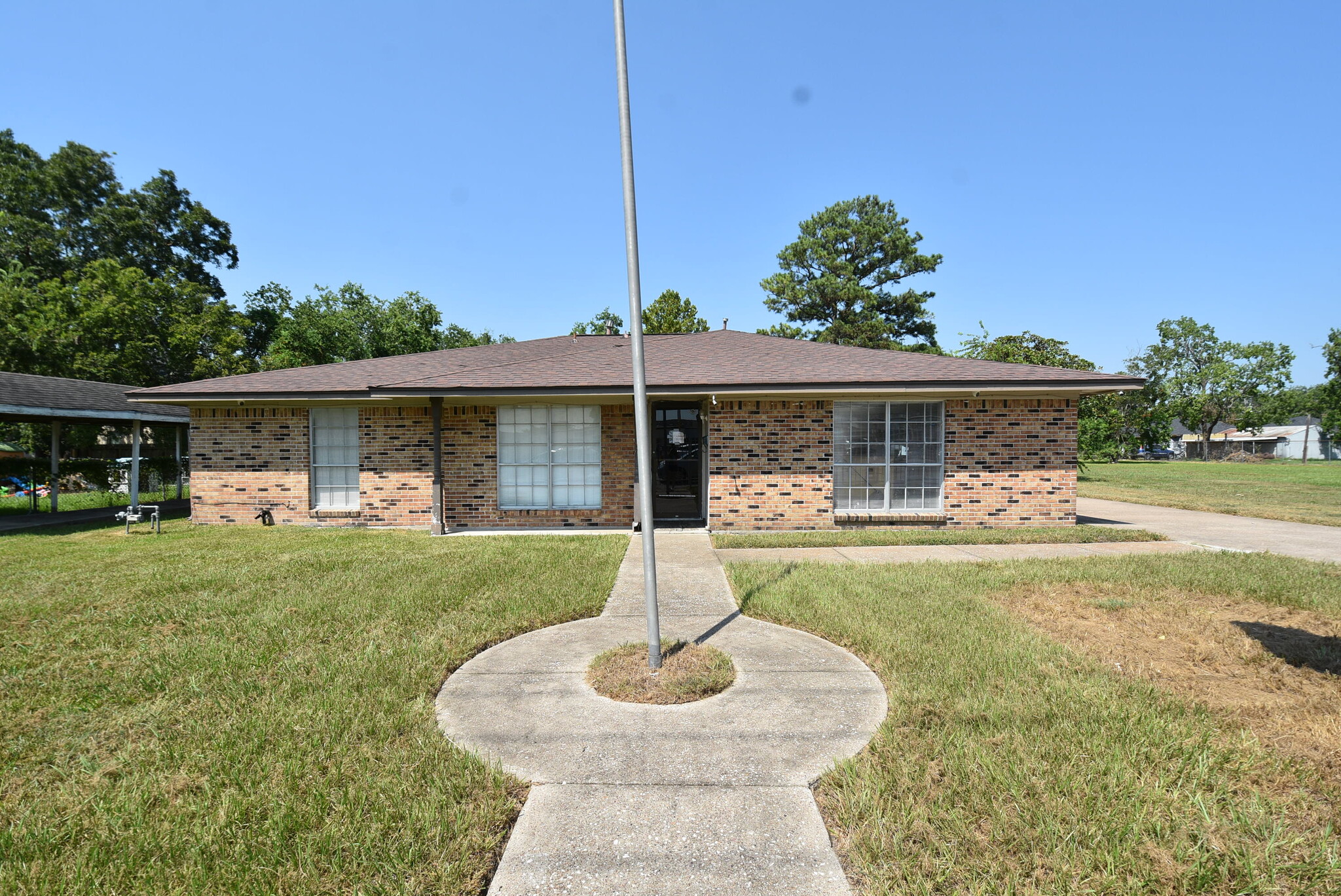 736 Wilson Rd, Humble, TX for Rent