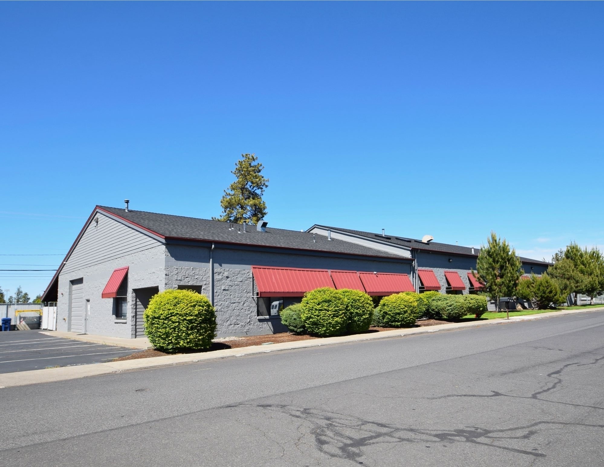 742-746 SE Glenwood Dr, Bend, OR for Rent