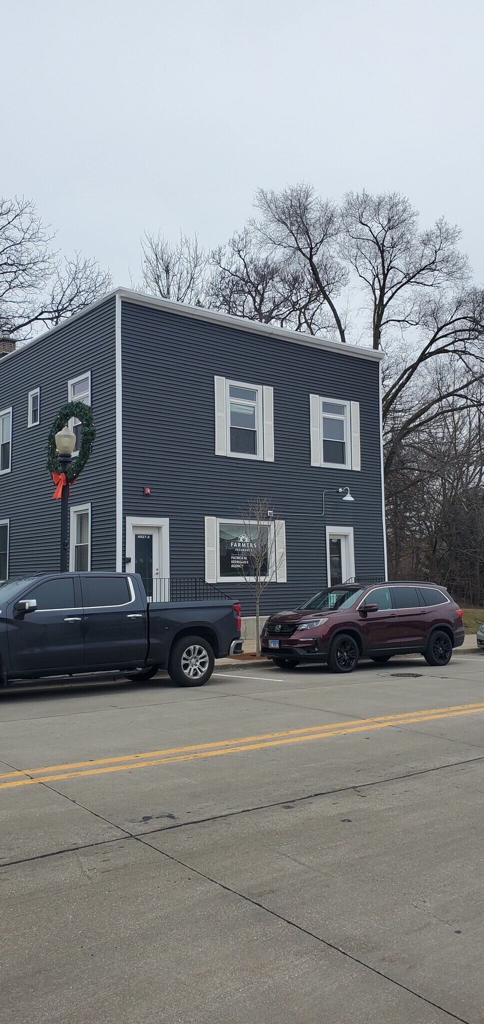 4927 Main St, Downers Grove, IL for Rent