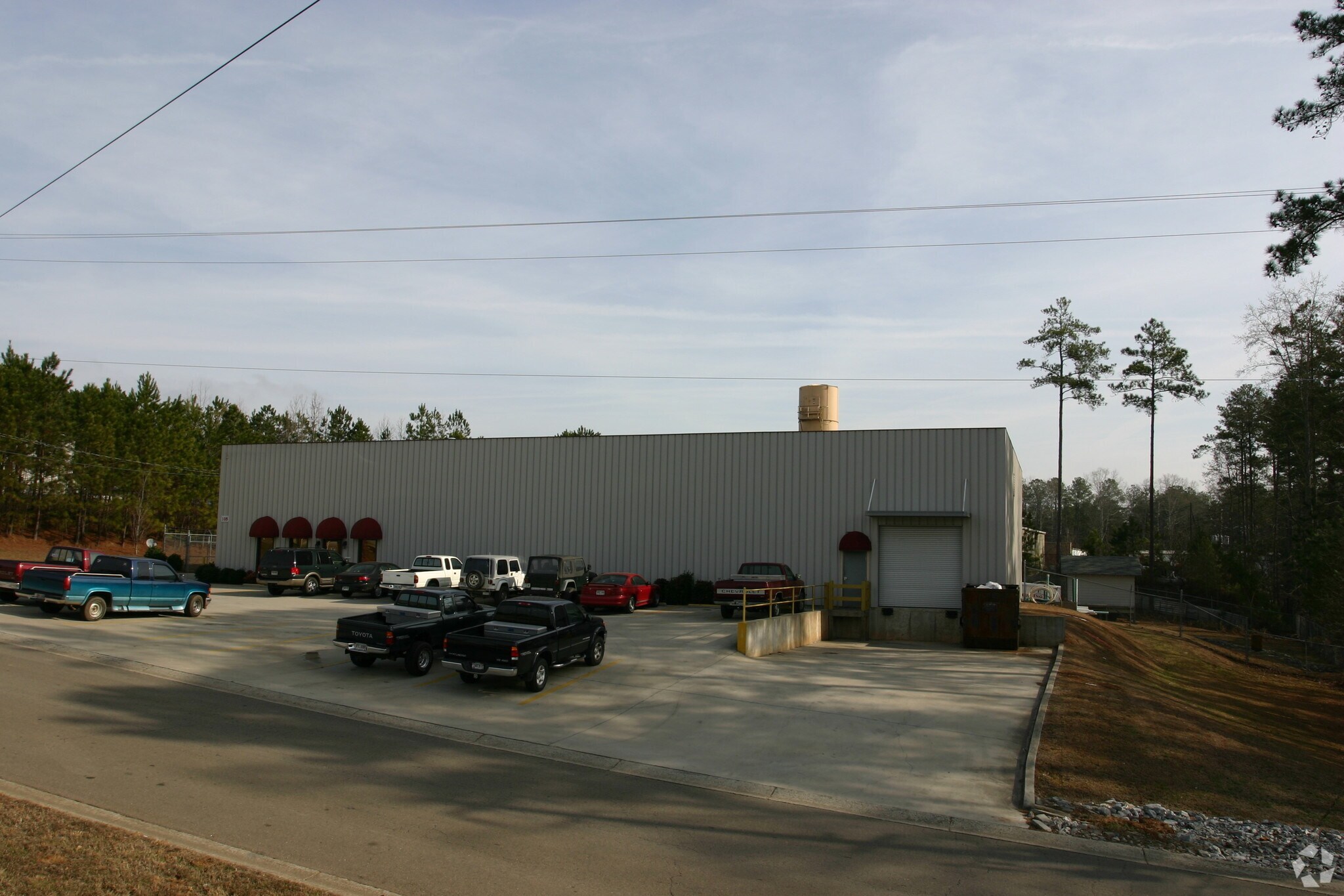 105 Hickory Springs Ind Dr Holly Springs, GA 30115 Industrial